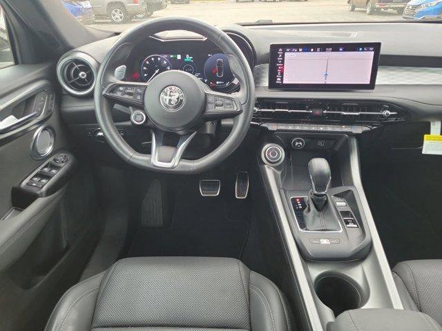 Used 2024 Alfa Romeo Tonale Ti AWD/4WD image 14