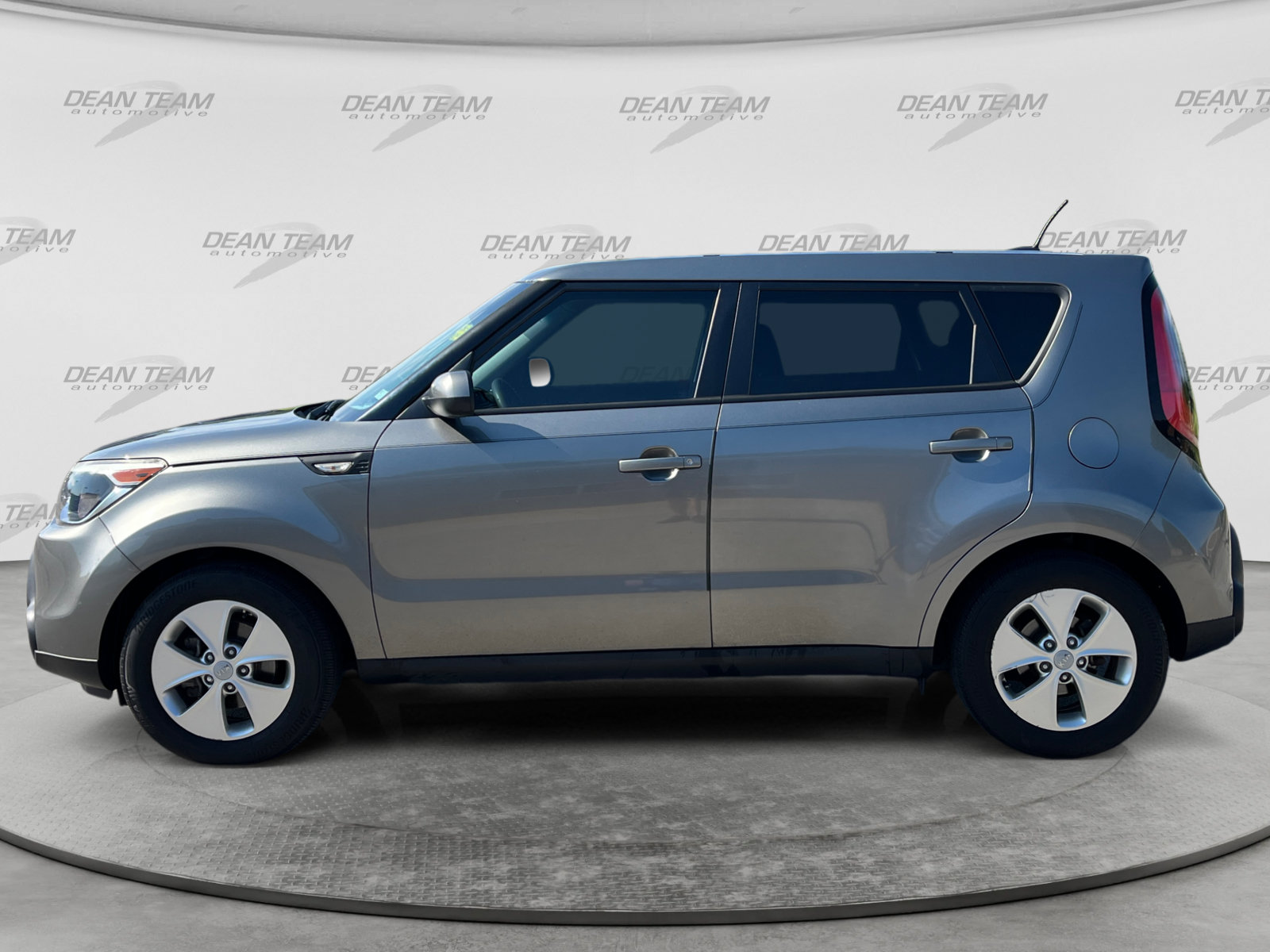 Used 2014 Kia Soul FWD image 4
