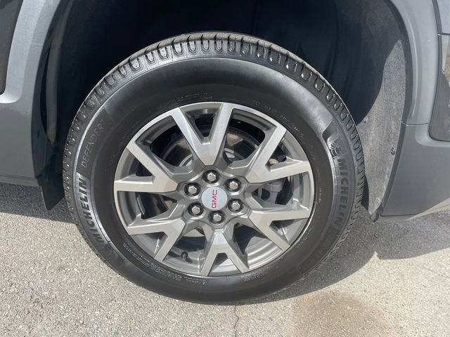 Used 2023 GMC Acadia SLE w/ Driver Convenience Package AWD/4WD image 19