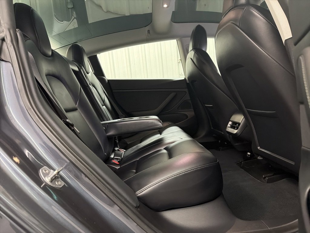 Used 2020 Tesla Model 3 Long Range image 23