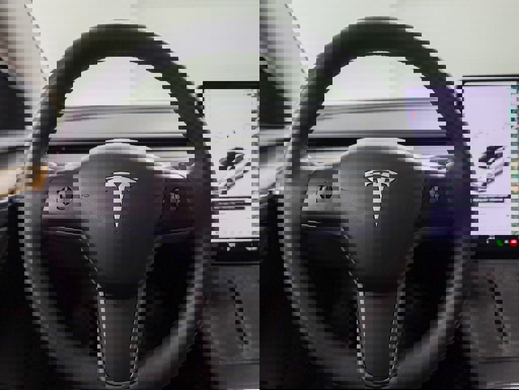 Used 2021 Tesla Model 3 Long Range image 24