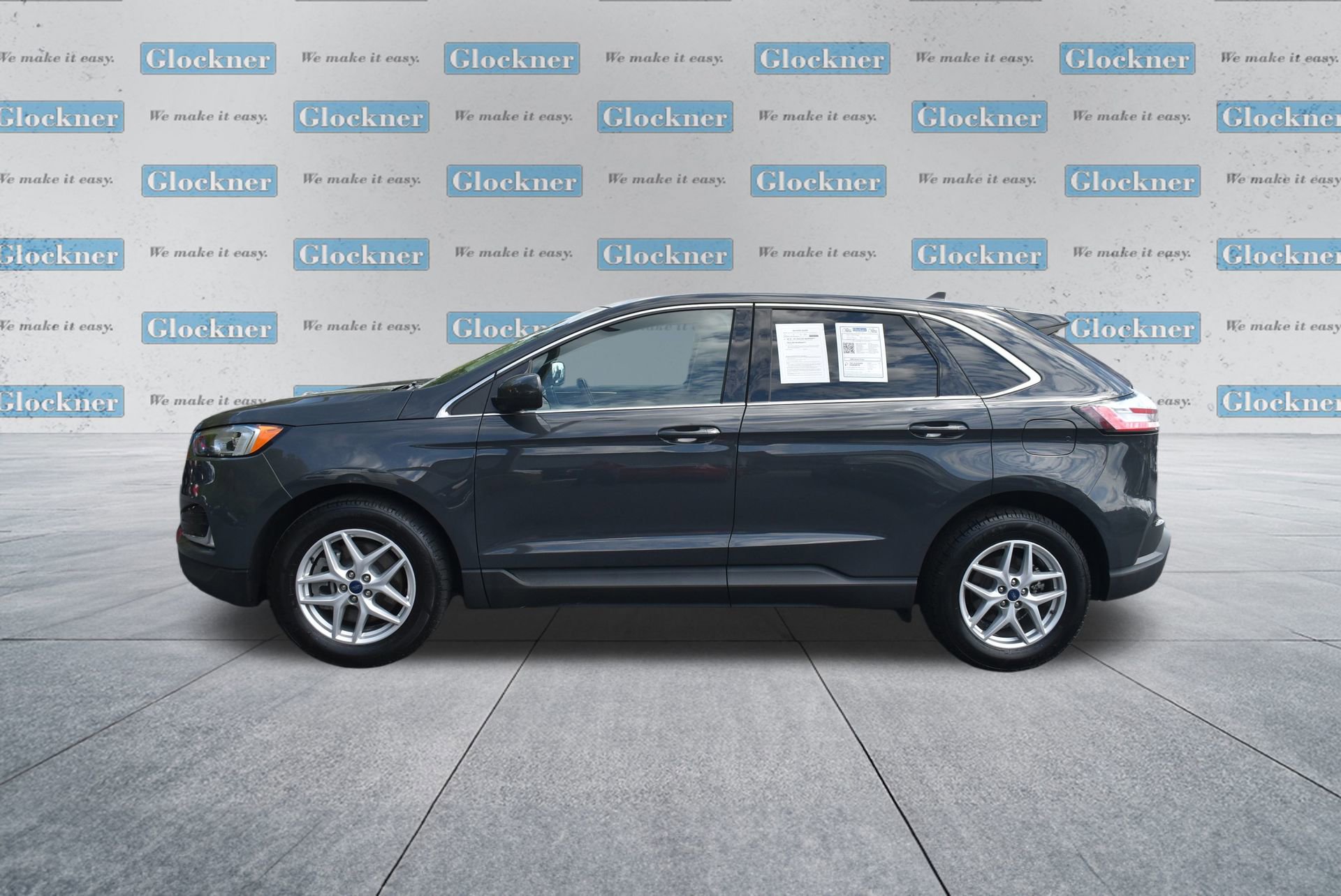 Used 2021 Ford Edge SEL w/ Cargo Accessory Package image 9