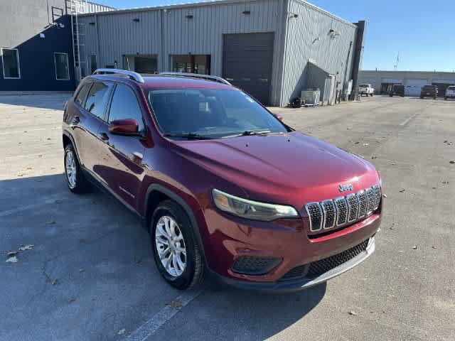 Used 2020 Jeep Cherokee Latitude FWD image 2