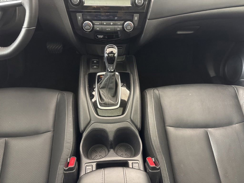 Used 2018 Nissan Rogue SL w/ Premium Package FWD image 28