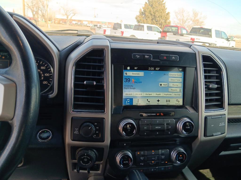 Used 2017 Ford F150 Lariat image 12