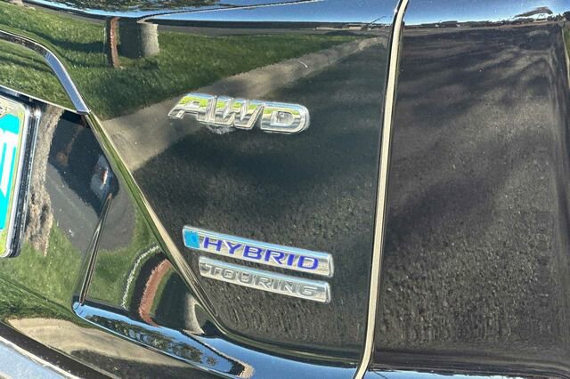 Used 2020 Honda CR-V Touring image 9