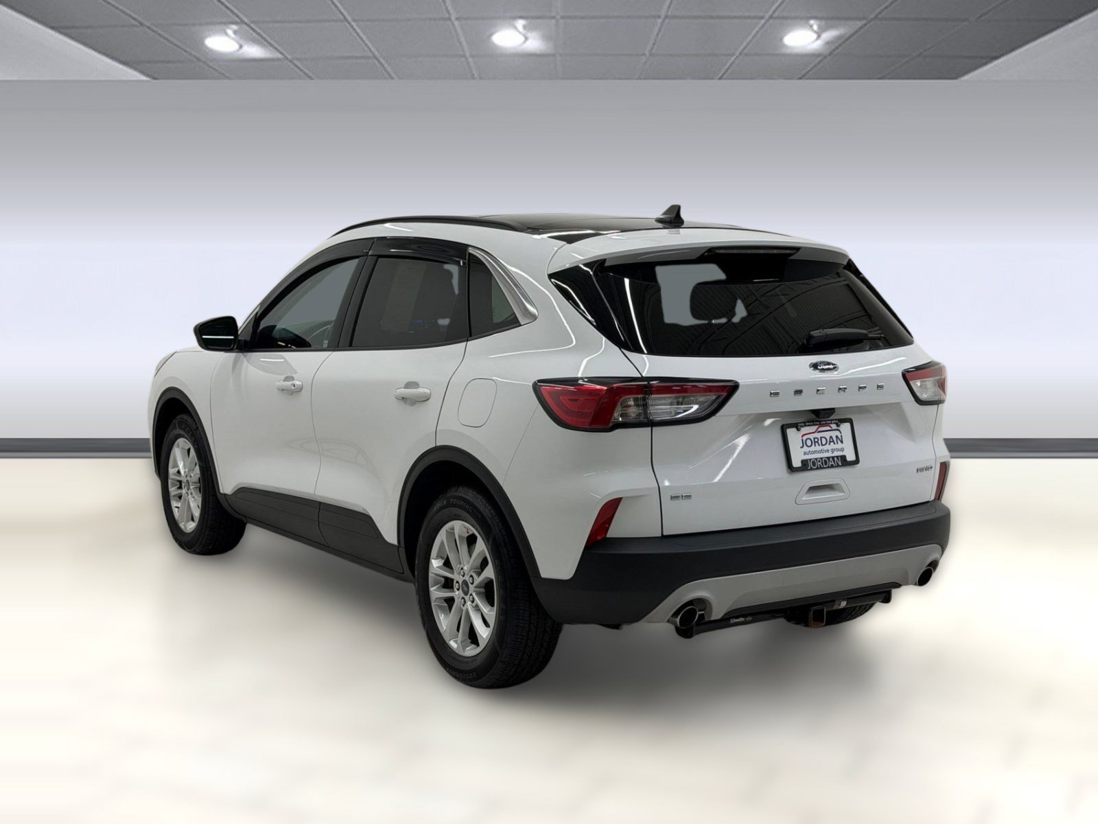 Used 2022 Ford Escape SE w/ Convenience Package AWD/4WD image 2