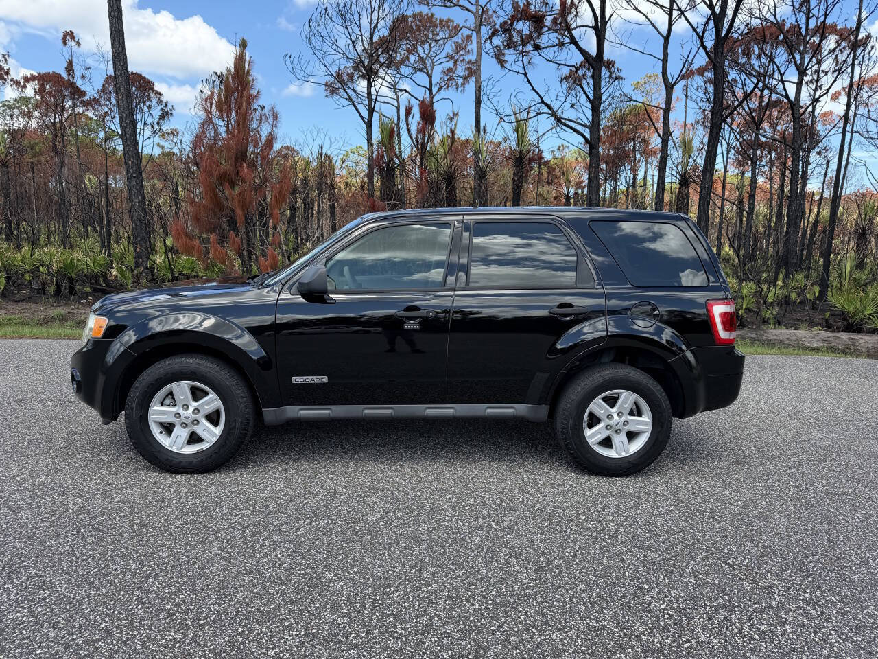 Used 2008 Ford Escape XLS FWD image 2