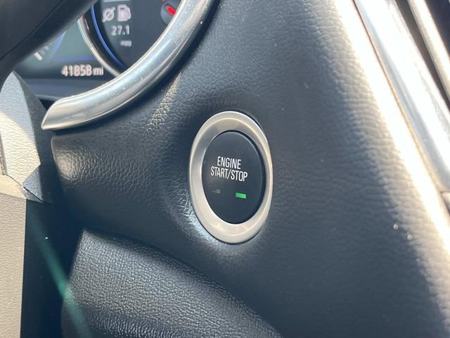 Used 2024 Chevrolet Malibu LT FWD image 14