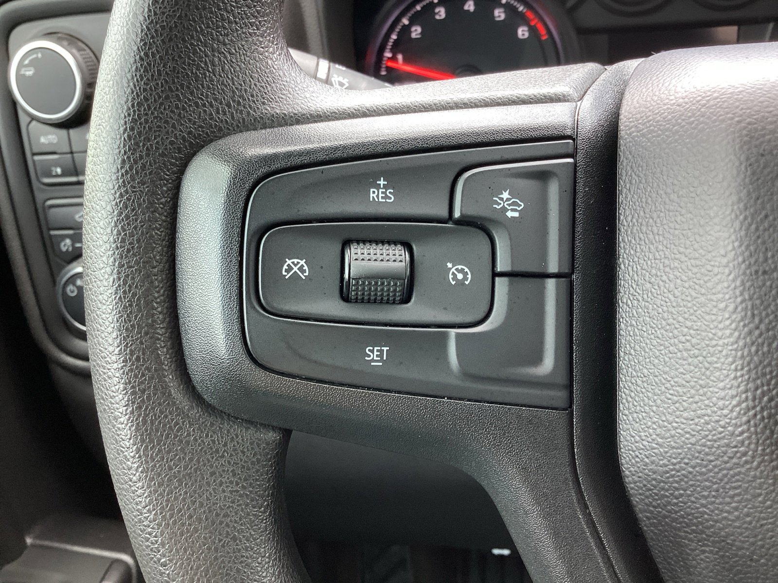 Used 2024 Chevrolet Silverado 1500 Custom AWD/4WD image 6