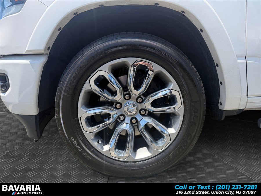 Used 2020 RAM 1500 Laramie w/ Sport Appearance Package AWD/4WD image 9
