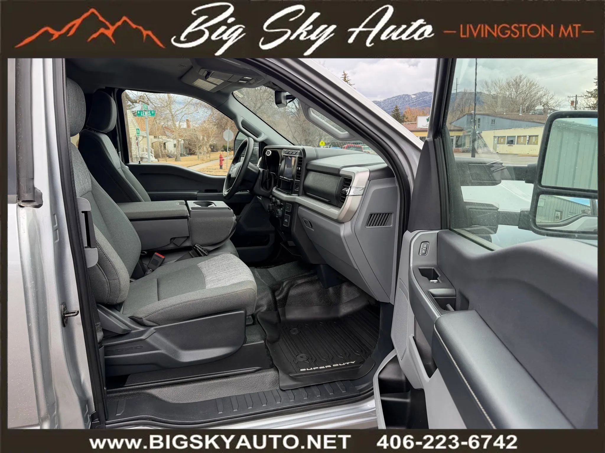 Used 2023 Ford F250 XLT w/ Camper Package image 22