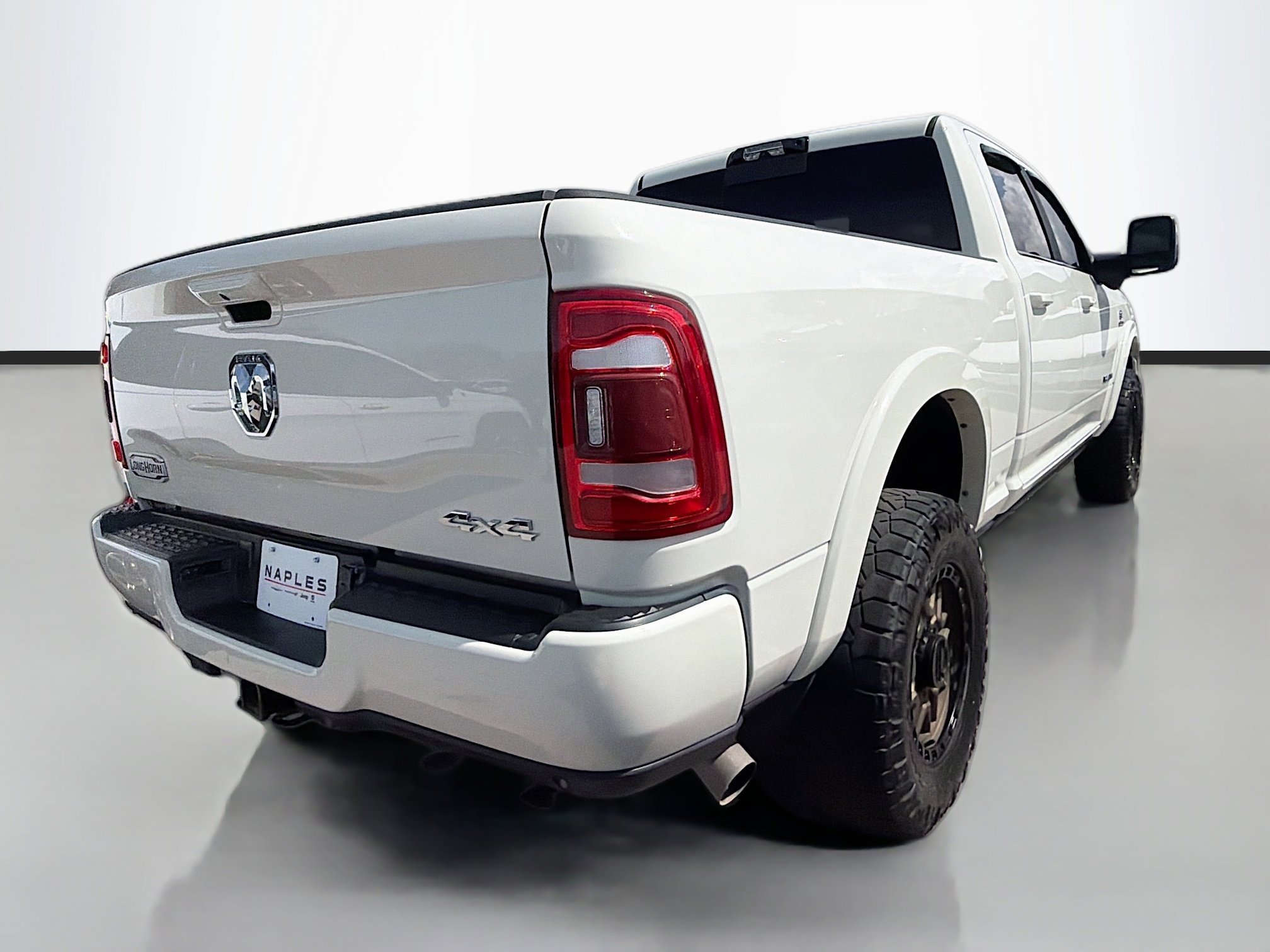 Used 2023 RAM 2500 Limited image 3