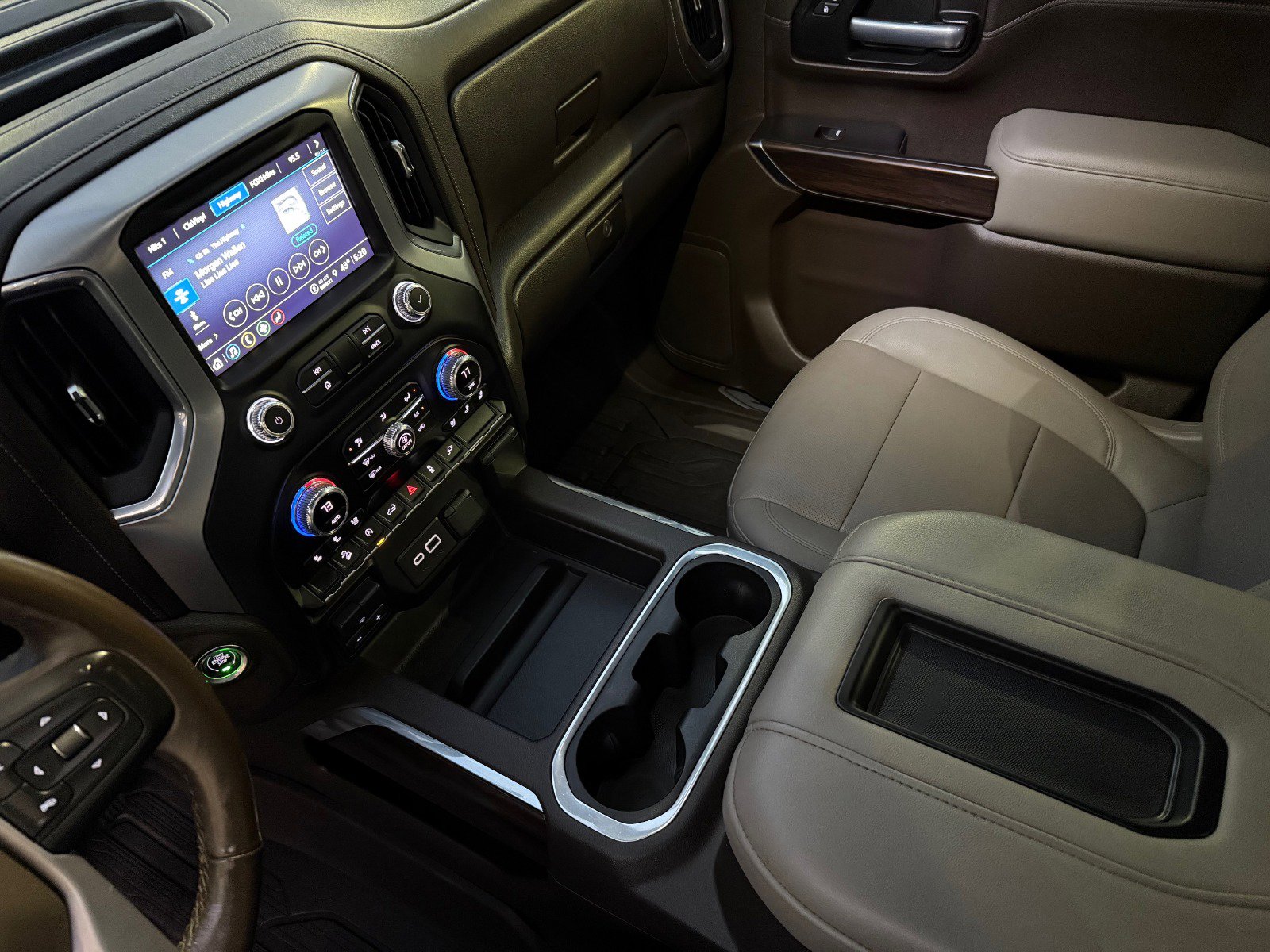 Certified 2021 GMC Sierra 1500 SLT image 26