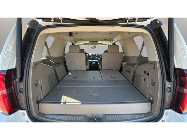 Used 2018 Chevrolet Tahoe Premier AWD/4WD image 32