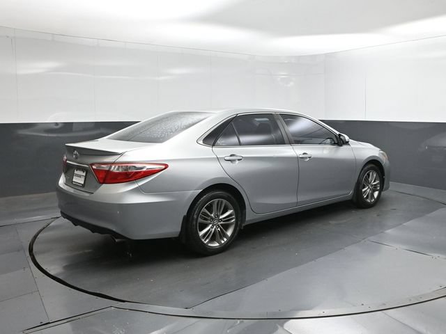 Used 2017 Toyota Camry SE FWD image 8