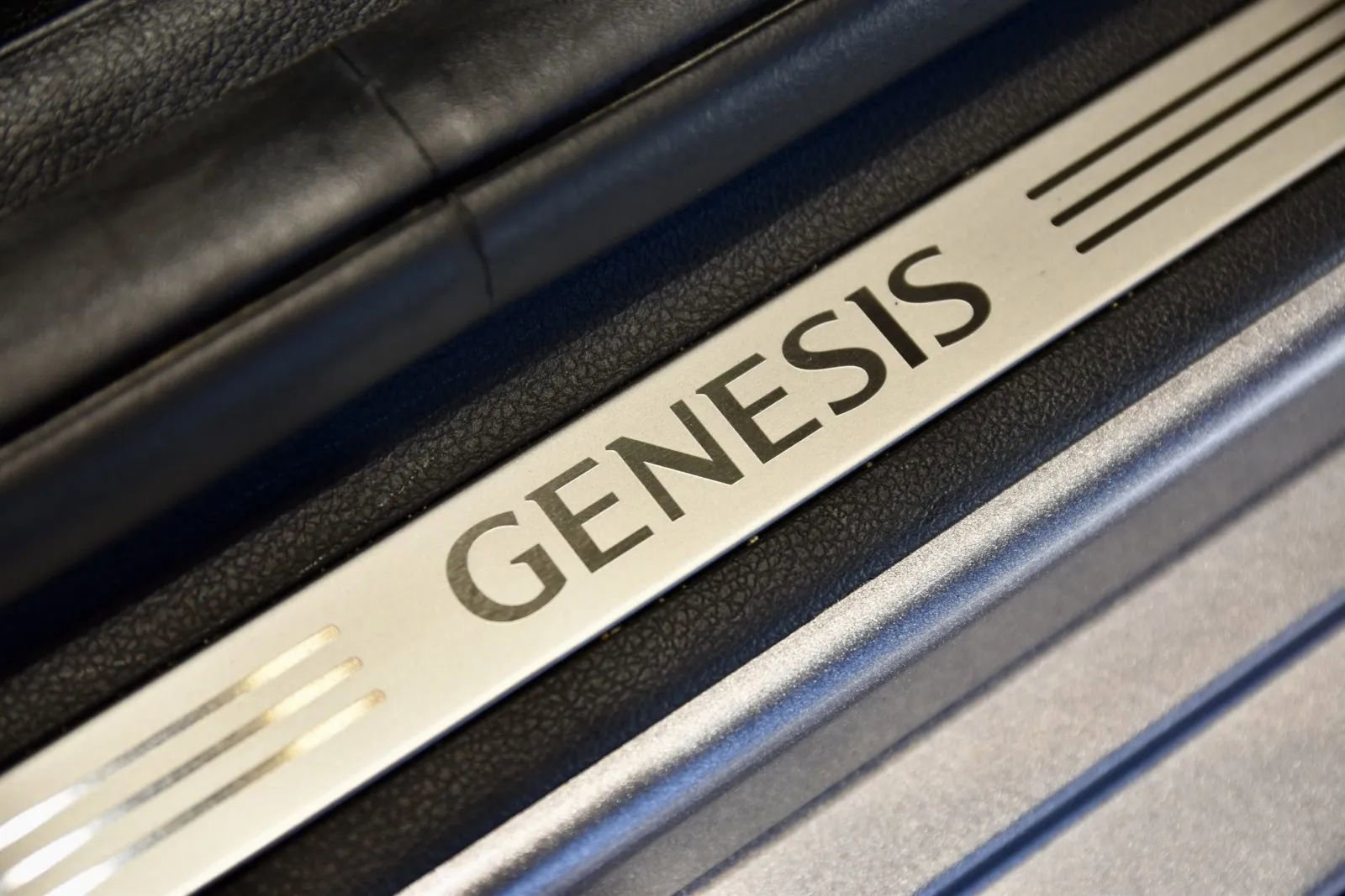 Used 2023 Genesis G70 3.3T Sport Prestige w/ Sport Prestige Package image 28