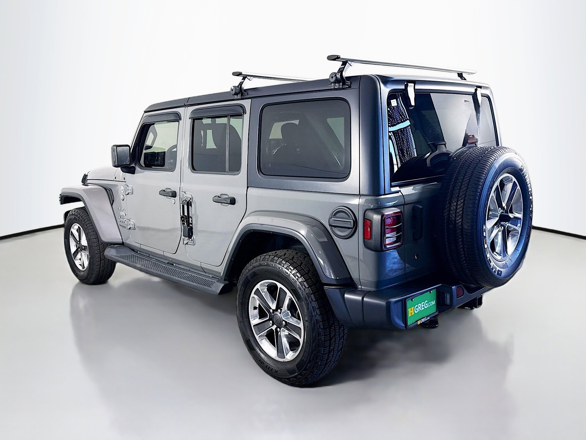 Used 2018 Jeep Wrangler Unlimited Sahara image 7