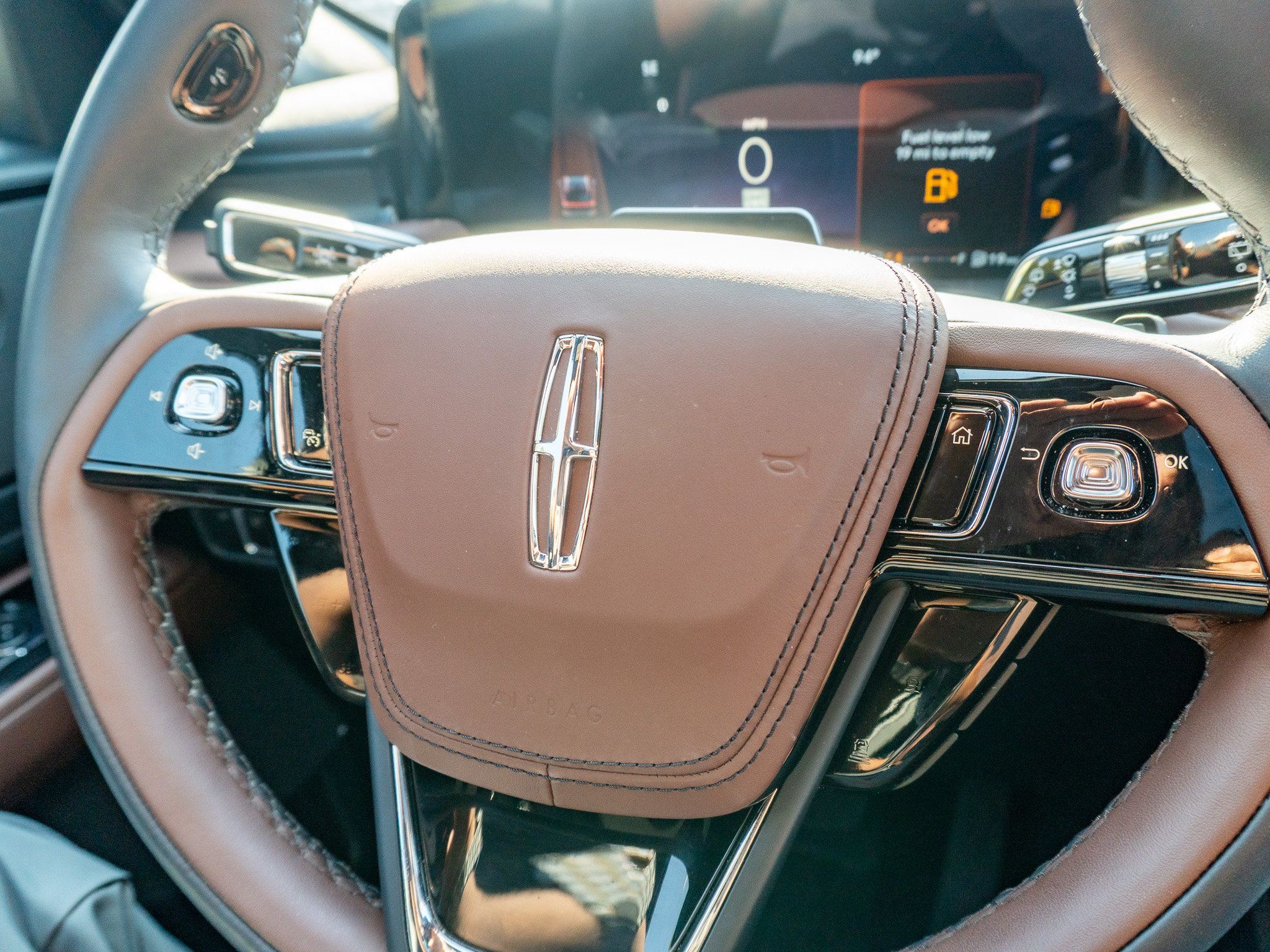 Used 2026 Lincoln Aviator Reserve AWD/4WD image 30