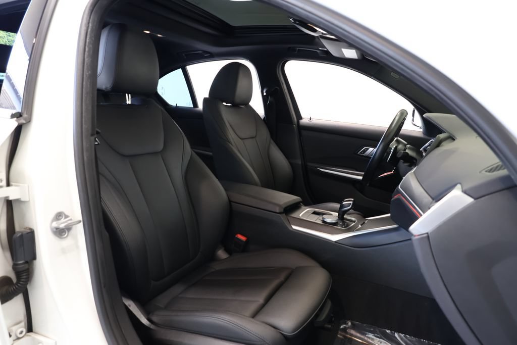 Used 2021 BMW M340i w/ Shadowloine Package RWD image 20