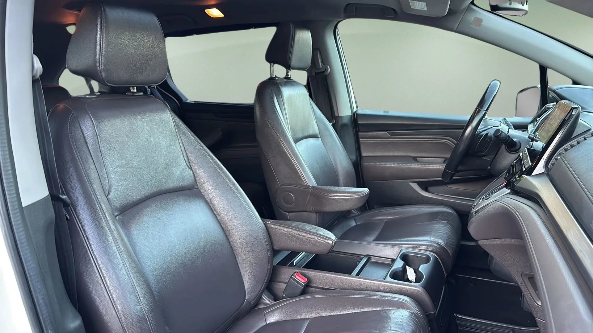 Used 2018 Honda Odyssey Touring image 20