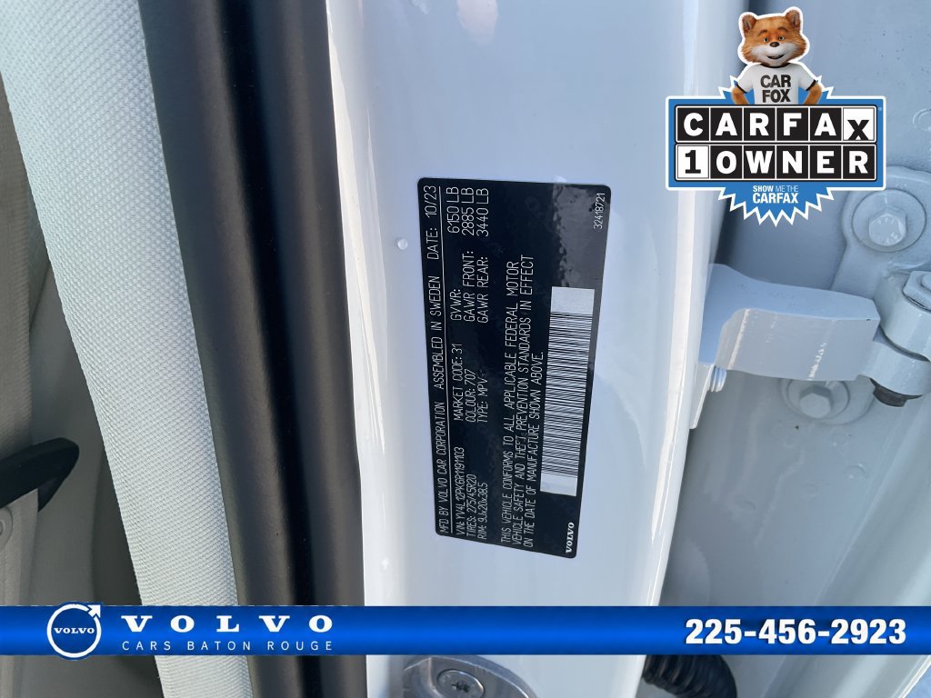 Used 2024 Volvo XC90 B5 Core w/ Protection Package AWD/4WD image 38