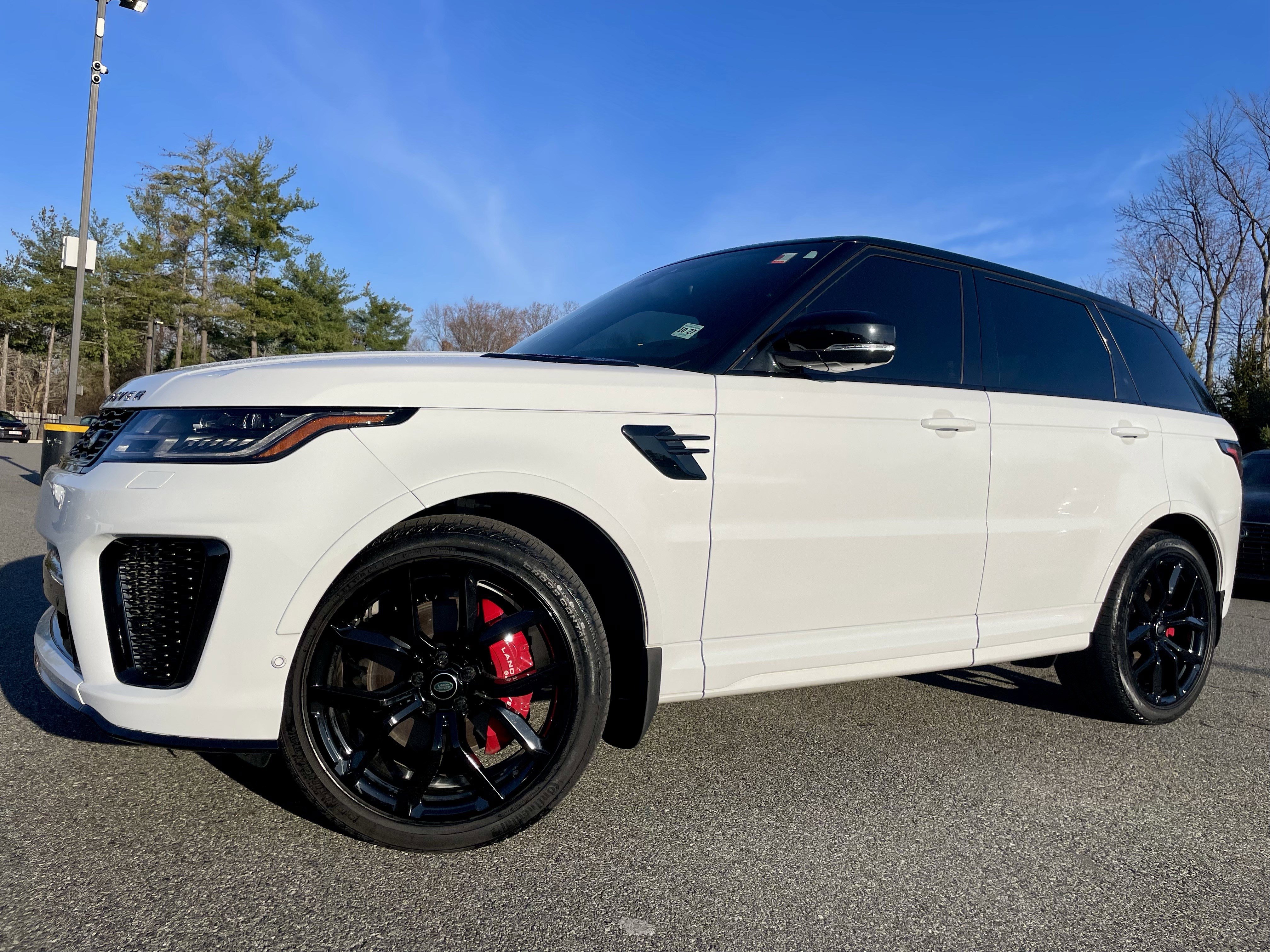Used 2022 Land Rover Range Rover Sport SVR image 35