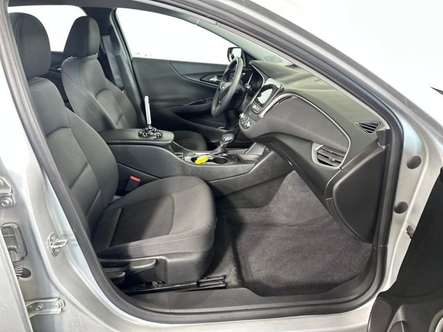 Used 2021 Chevrolet Malibu LS image 28