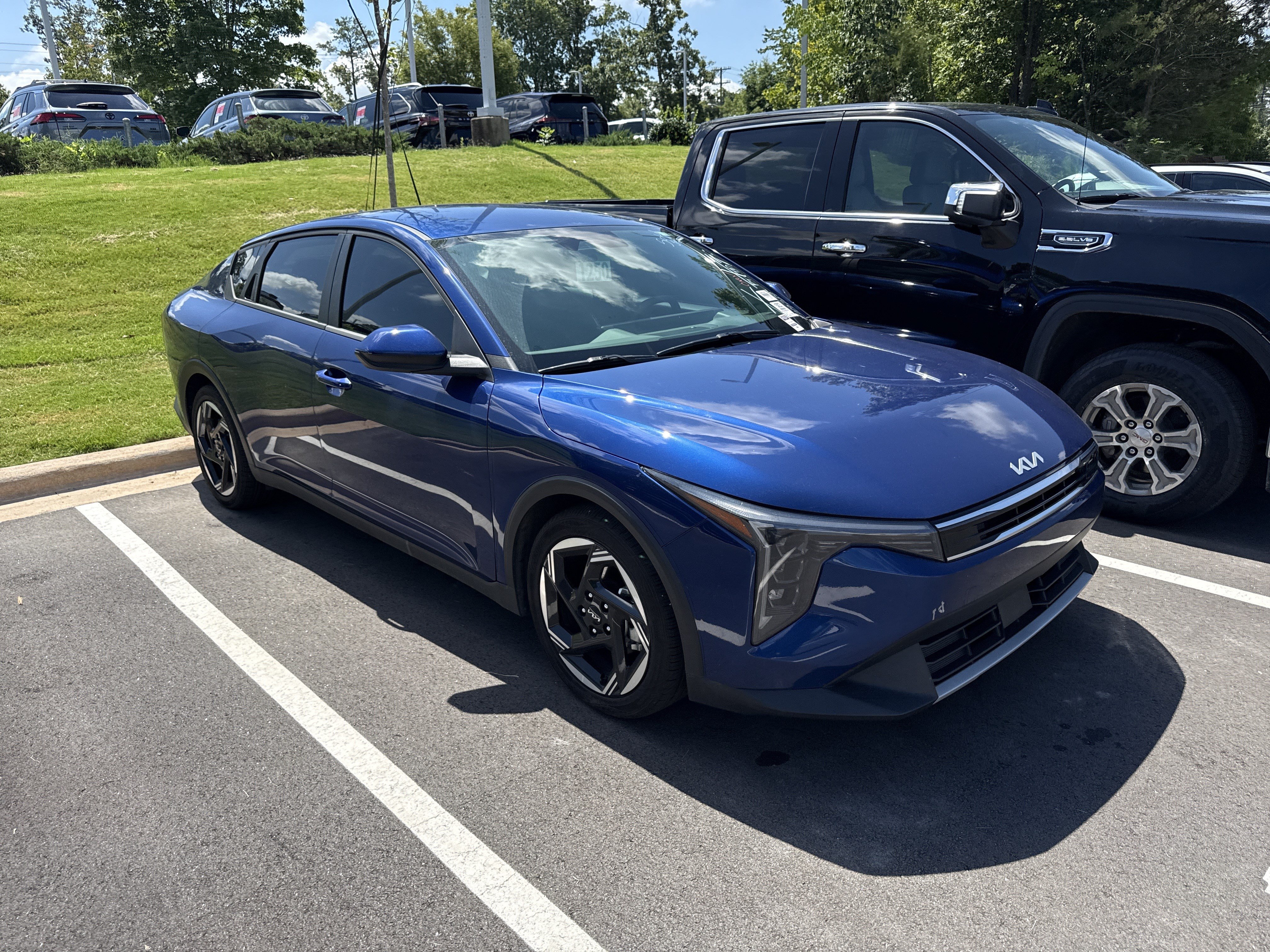 Used 2025 Kia K4 EX FWD image 38