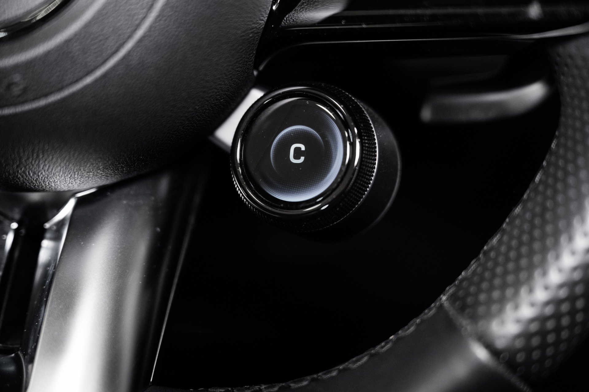 Used 2023 Mercedes-Benz SL 63 AMG 4MATIC image 51