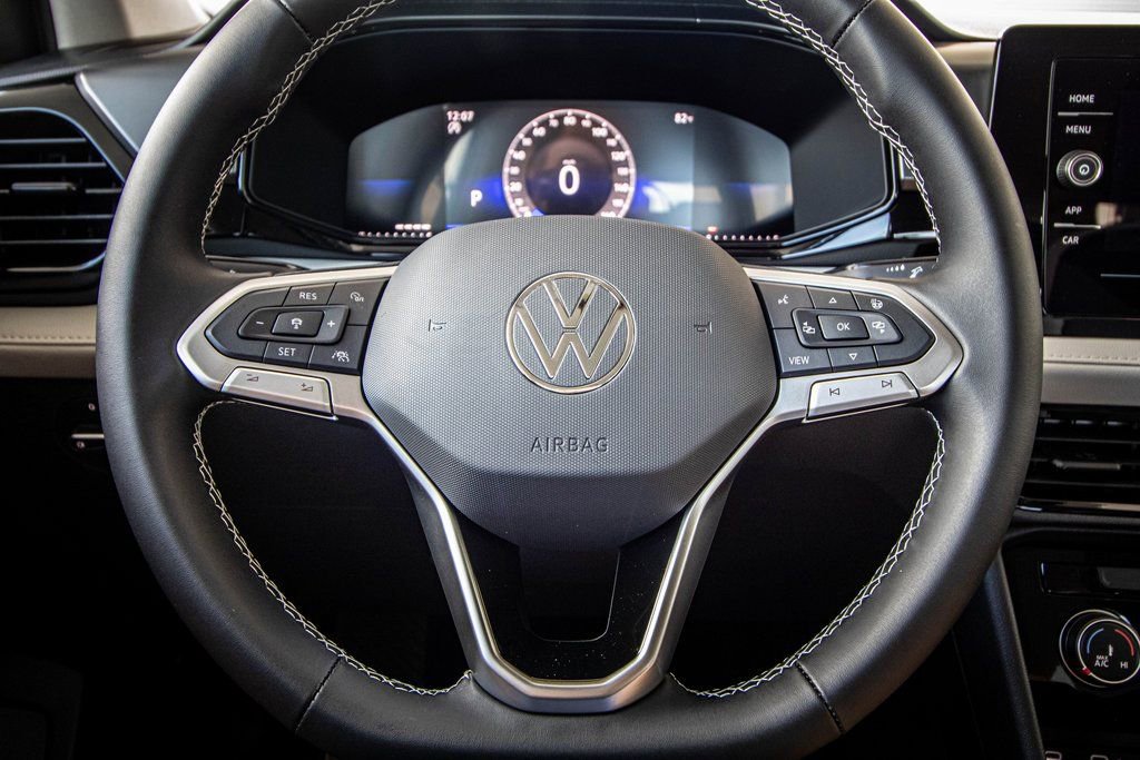 New 2026 Volkswagen Taos S image 32