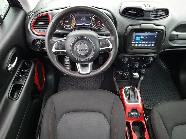 Used 2020 Jeep Renegade Trailhawk image 11