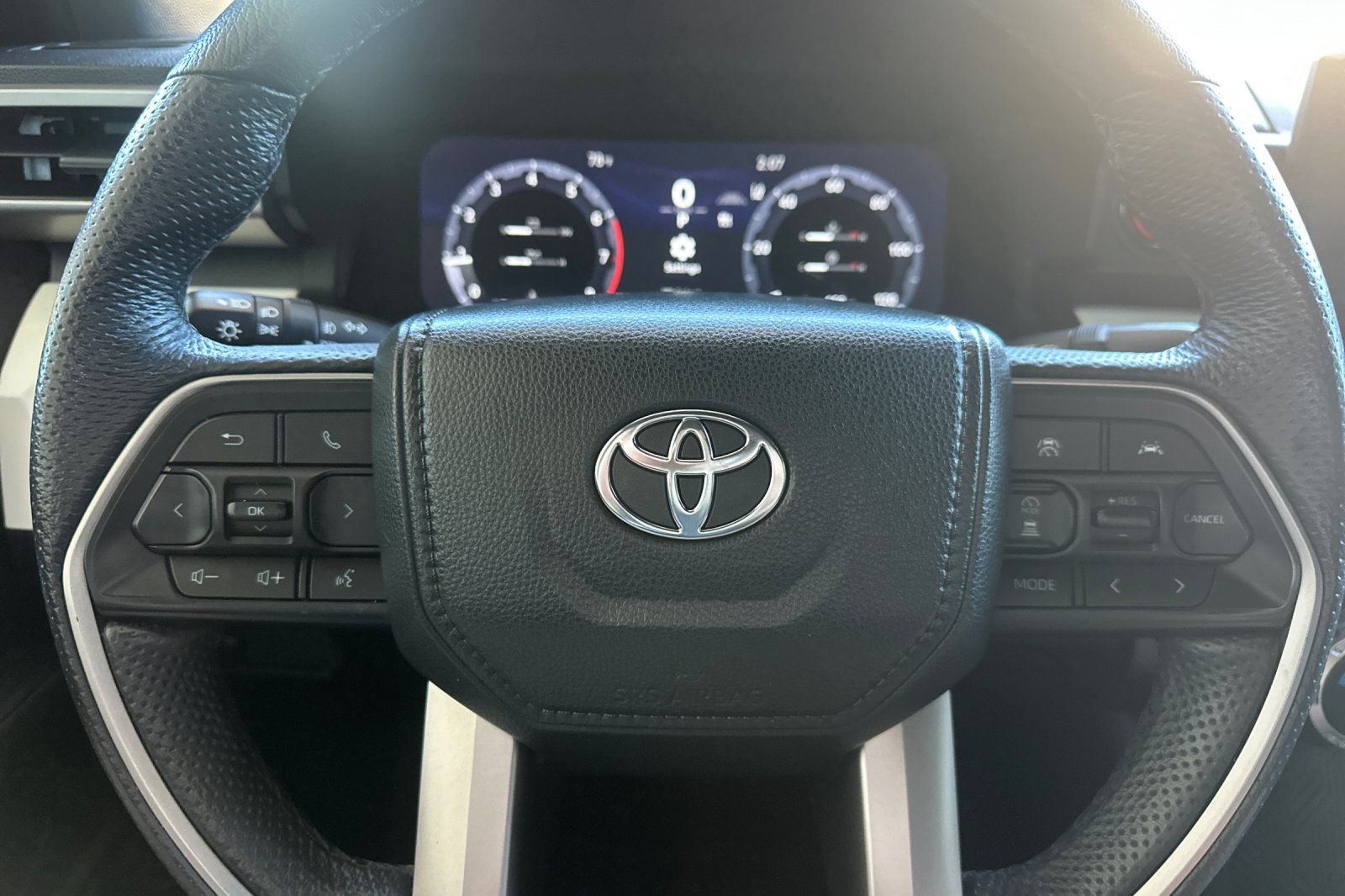 Used 2024 Toyota Tacoma TRD Off-Road AWD/4WD image 23