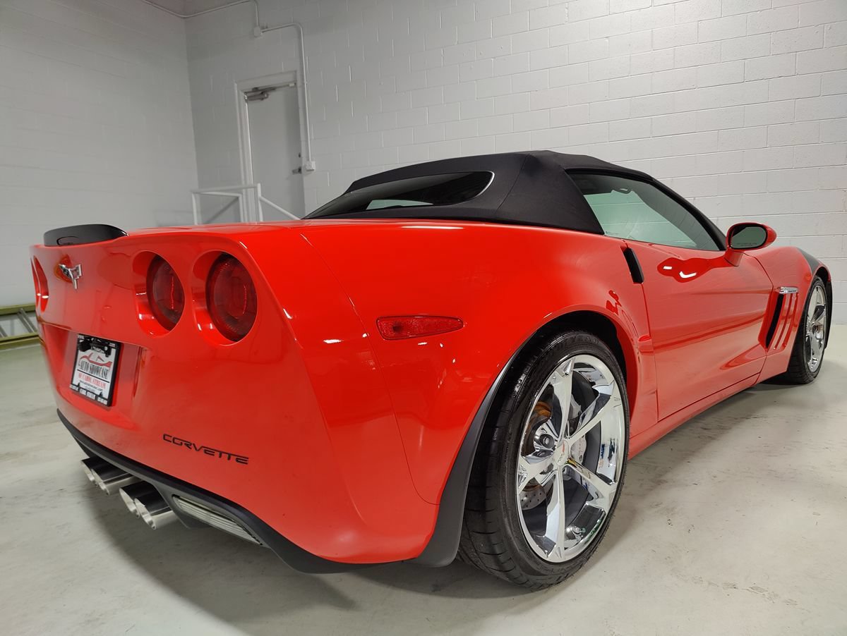 Used 2013 Chevrolet Corvette Grand Sport w/ 3LT Preferred Equipment Group RWD image 8