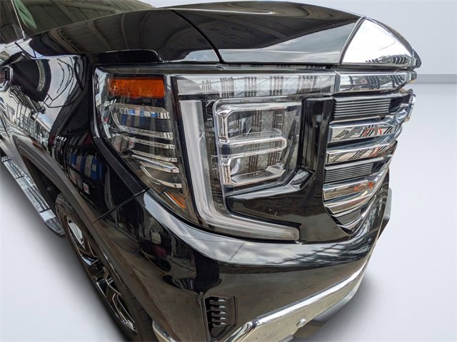 Used 2022 GMC Sierra 1500 SLT w/ SLT Premium Plus Package image 9