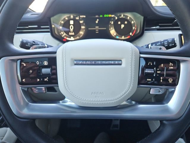 Used 2025 Land Rover Range Rover SE image 15