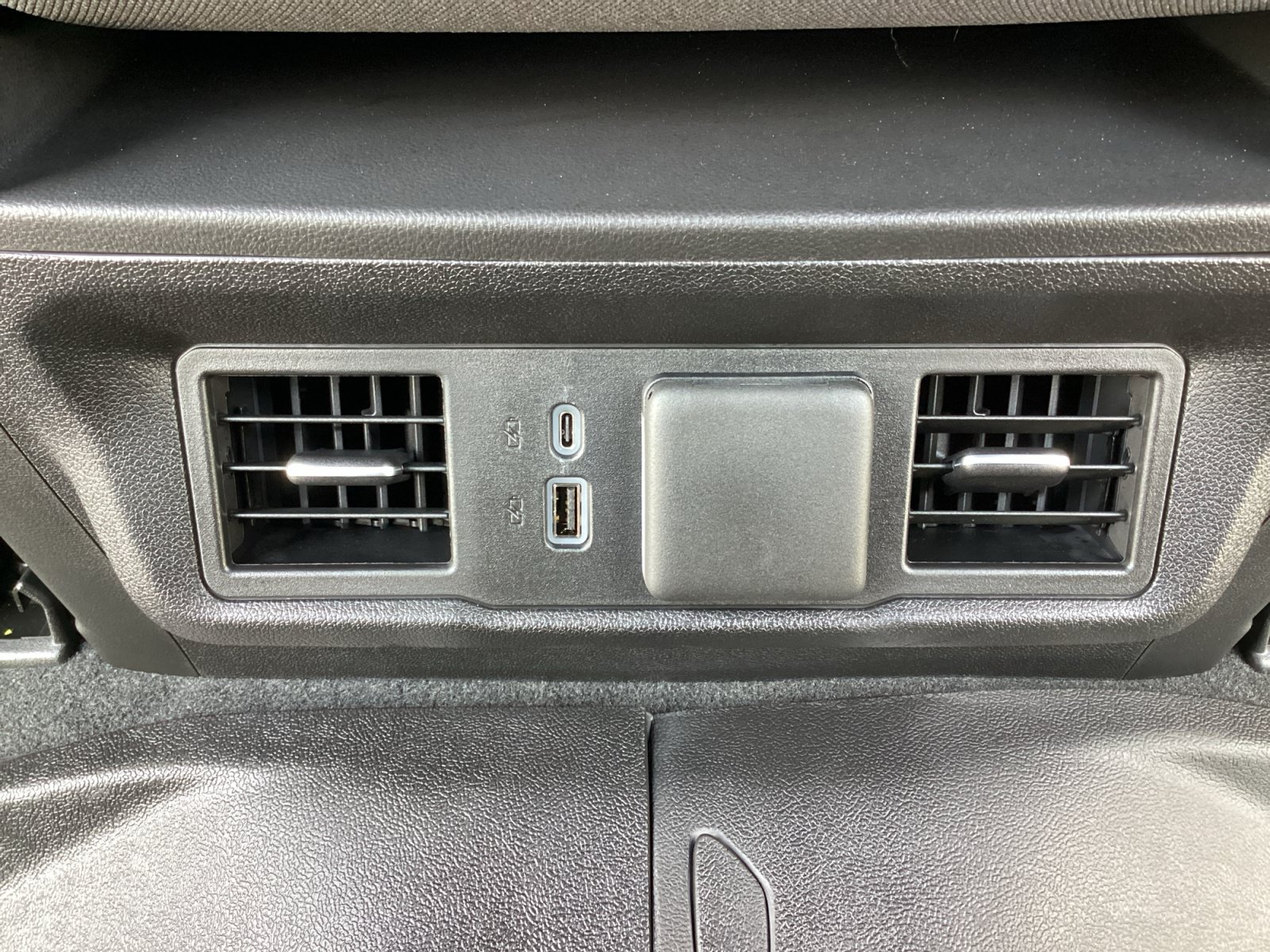 Used 2026 Chevrolet Silverado 2500 LT AWD/4WD image 35