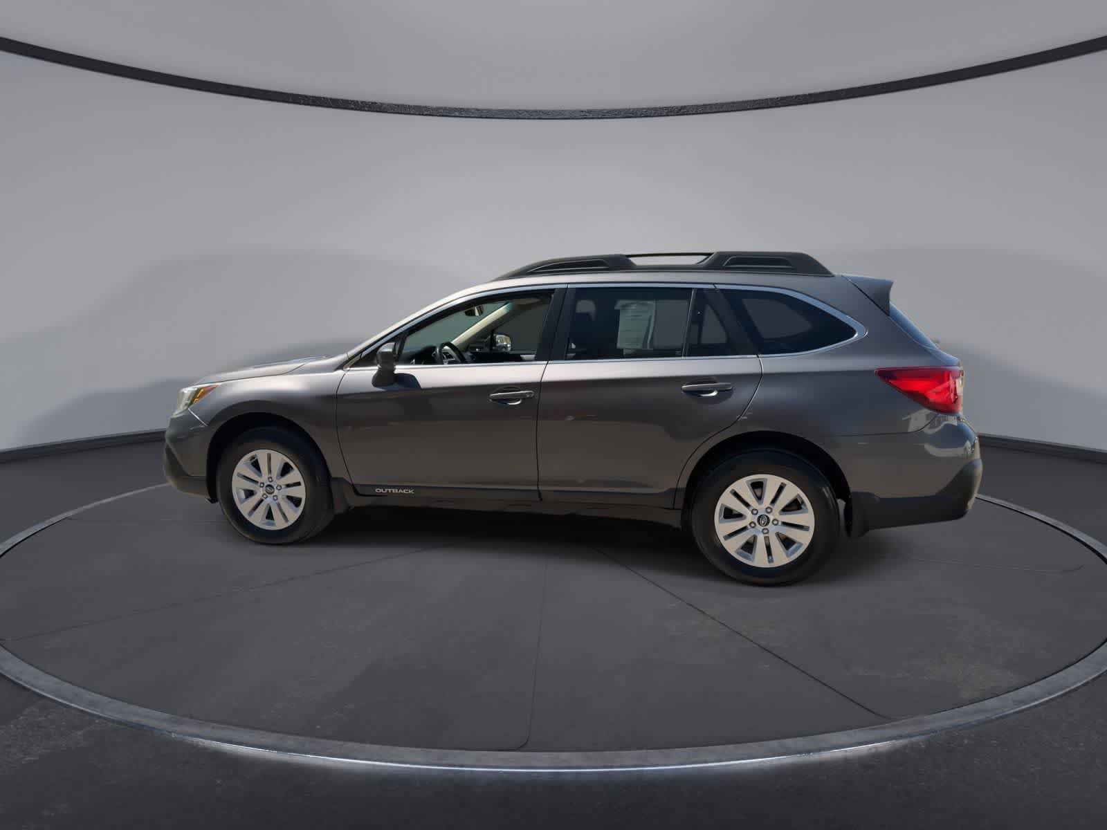 Used 2018 Subaru Outback 2.5i Premium AWD/4WD image 5