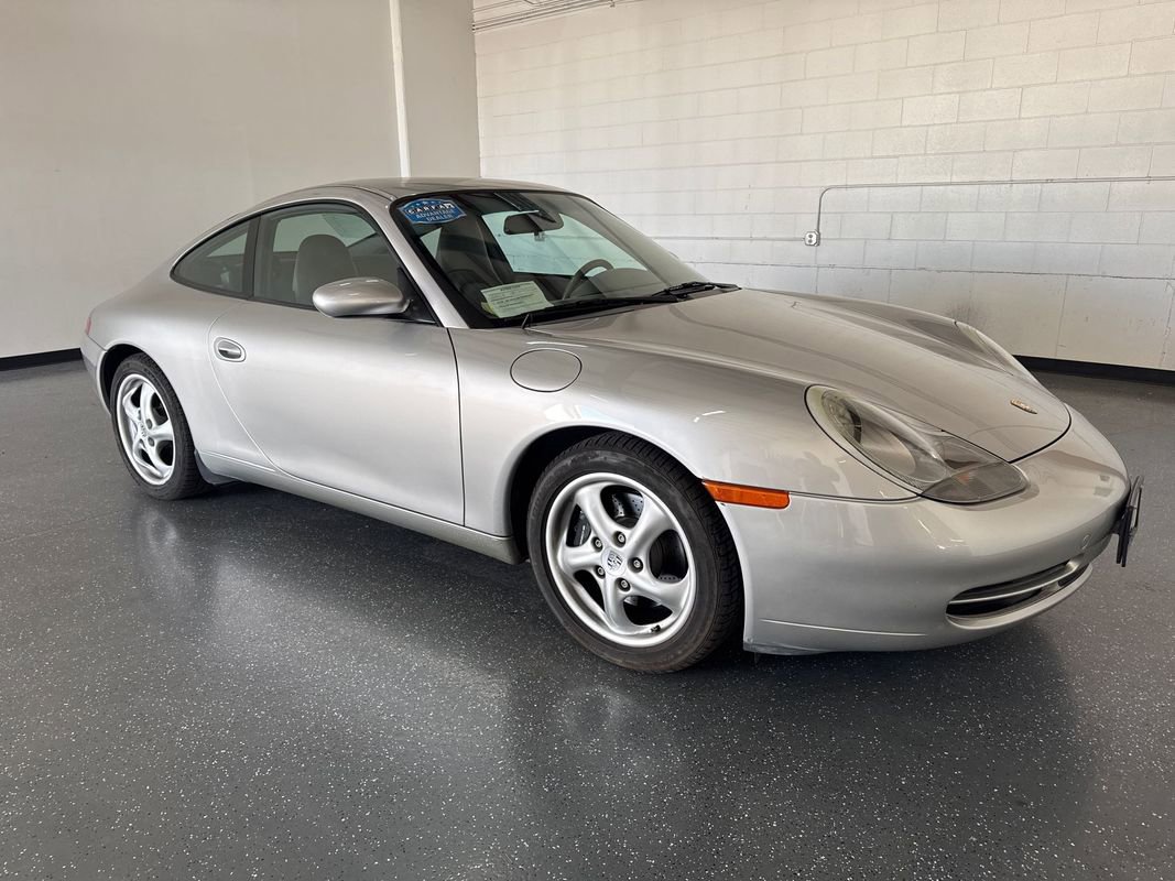 Used 2001 Porsche 911 Carrera image 2