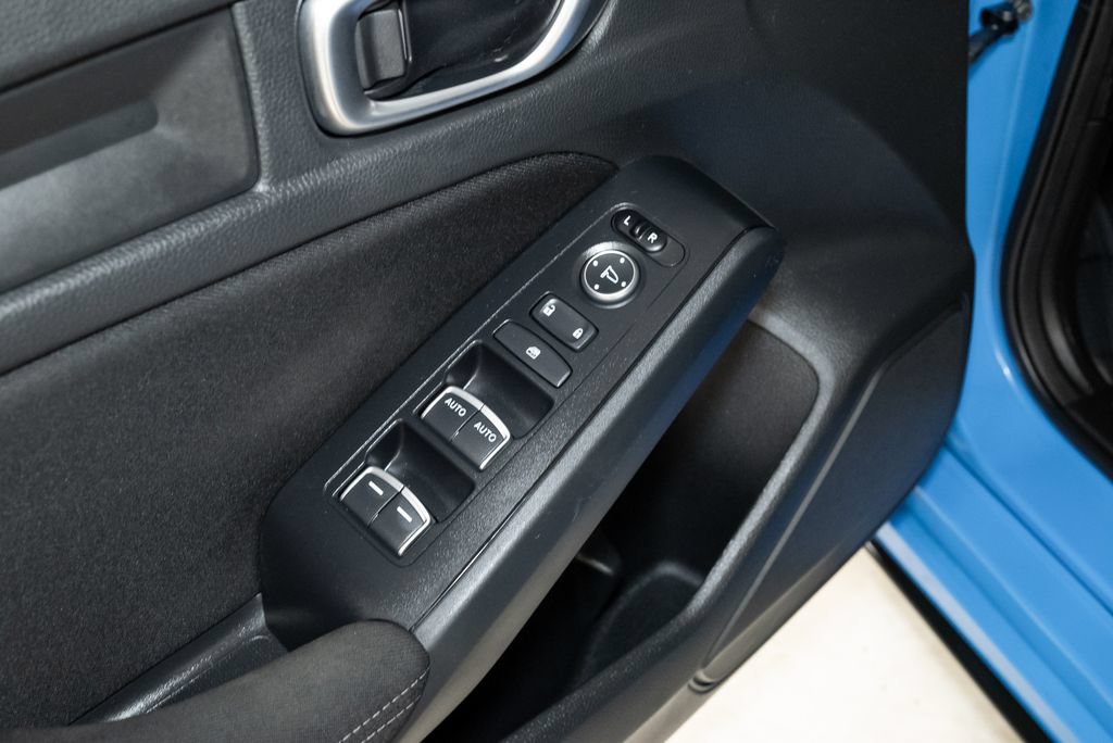 Used 2023 Honda Civic Sport image 10