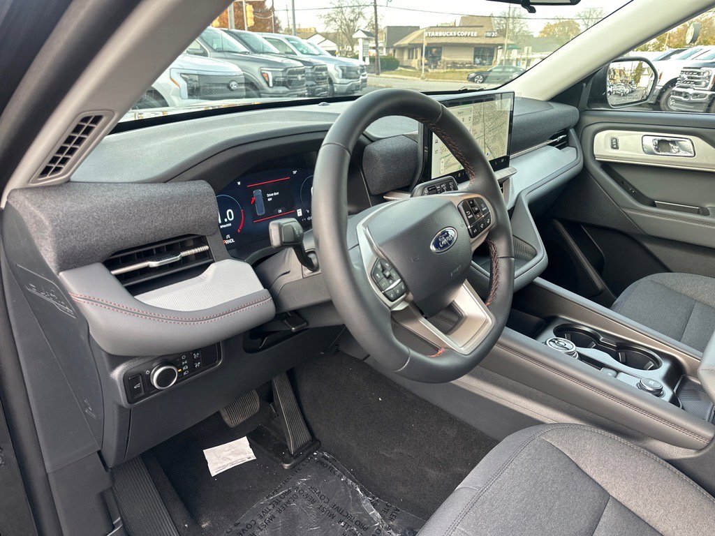 New 2026 Ford Explorer Active image 10