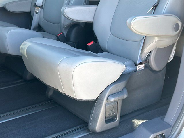 Used 2022 Toyota Sienna XLE AWD/4WD image 30