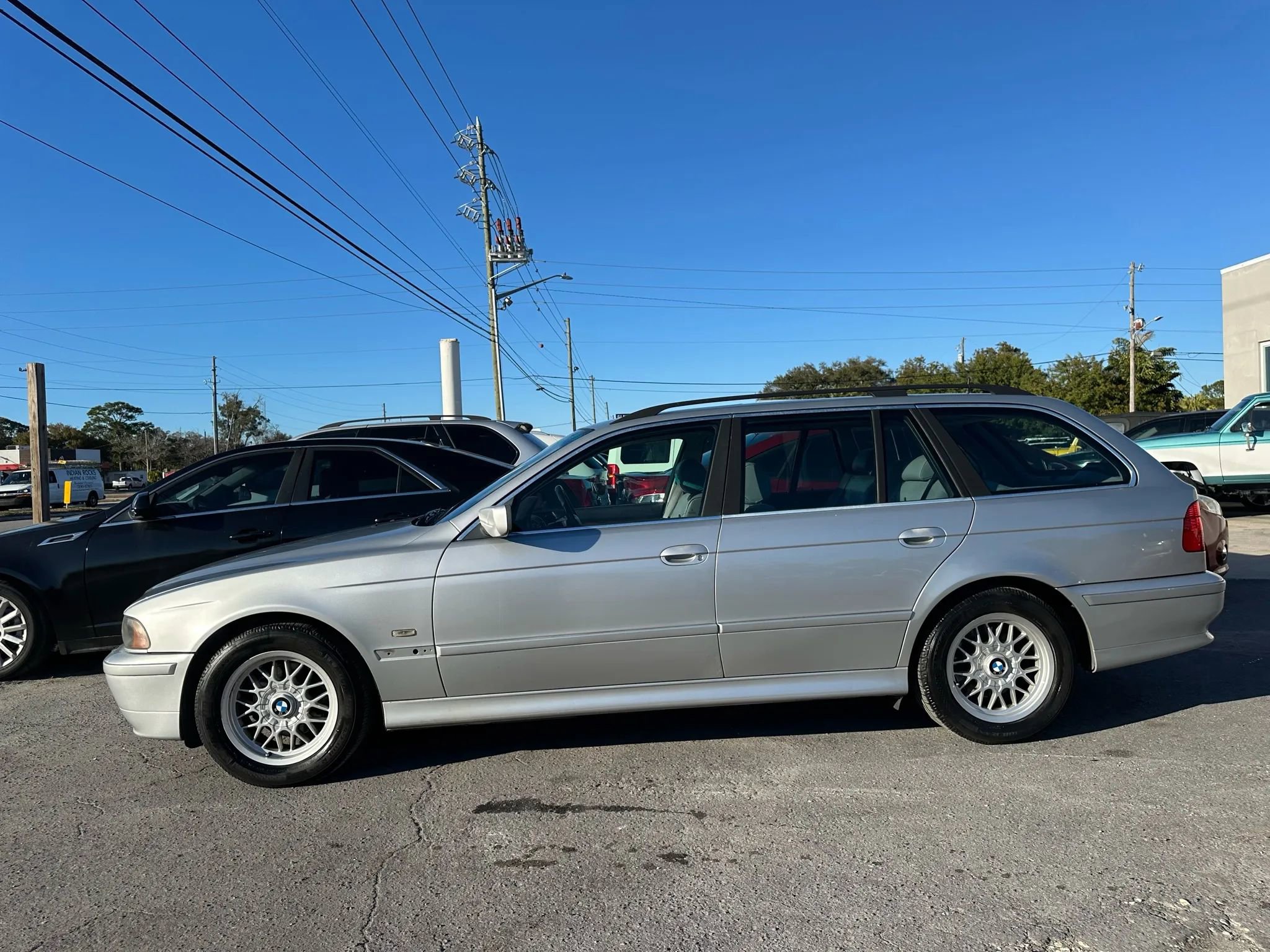 Used 2001 BMW 525i Wagon image 5