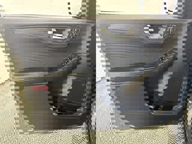 New 2026 Ford Escape SE w/ PHEV Premium Package image 19