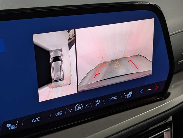 New 2026 Chevrolet Traverse LT image 27