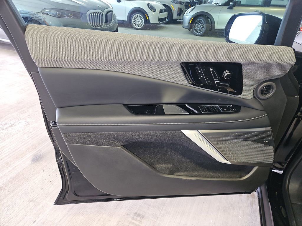 New 2025 Cadillac Optiq Sport 1 image 15