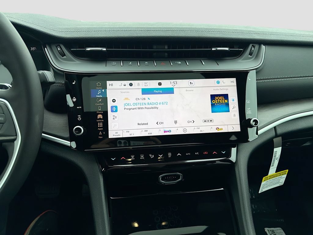 New 2026 Jeep Grand Cherokee Altitude AWD/4WD image 31