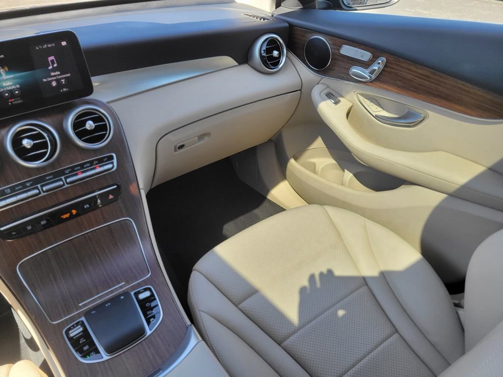 Certified 2022 Mercedes-Benz GLC 300 4MATIC image 15
