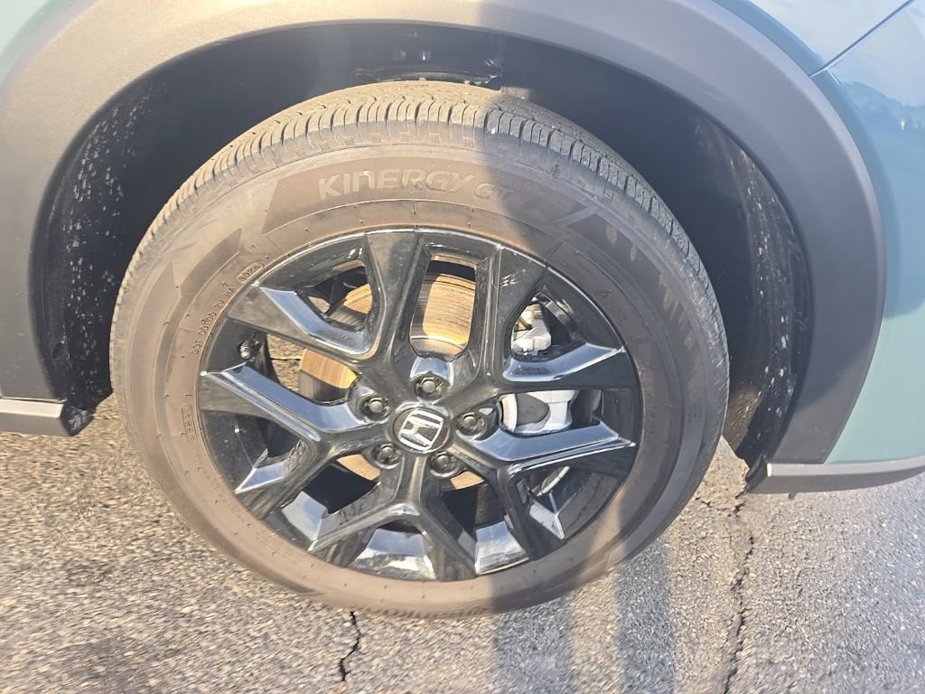 Used 2025 Honda HR-V Sport image 11