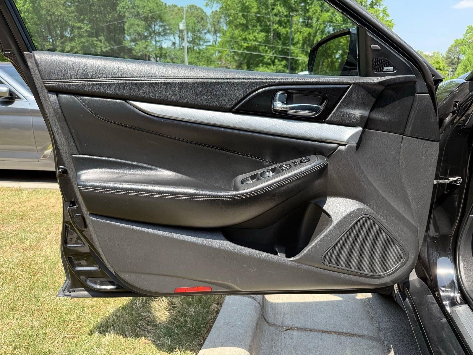 Used 2017 Nissan Maxima 3.5 SL FWD image 21